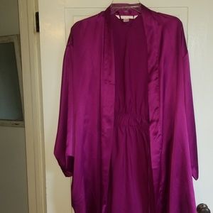 Beautiful pink Victoria's secret slip on robe